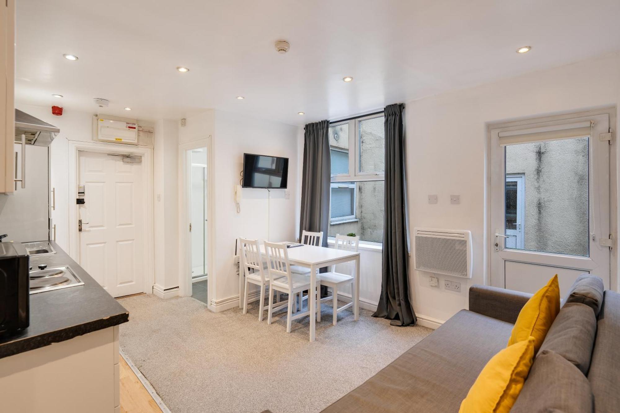 2 Bedroom Aprtmnt For Upto 6 Nr Centre, Uni &Parks Cardiff Luaran gambar